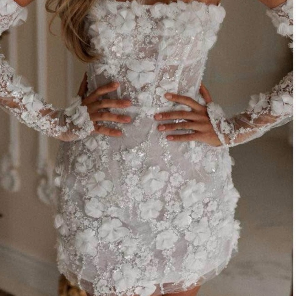 Elegant White Floral Lace Dress